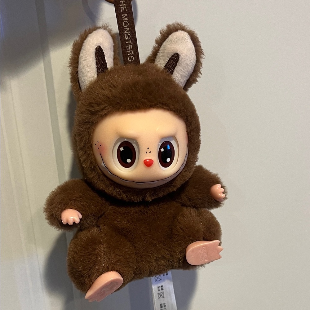 Brown labubu